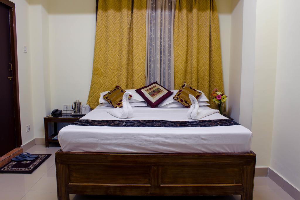 Tashi Thendup Hotel กังต็อก ภายนอก รูปภาพ